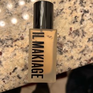 Il Makiage Woke up Like this Foundation 040